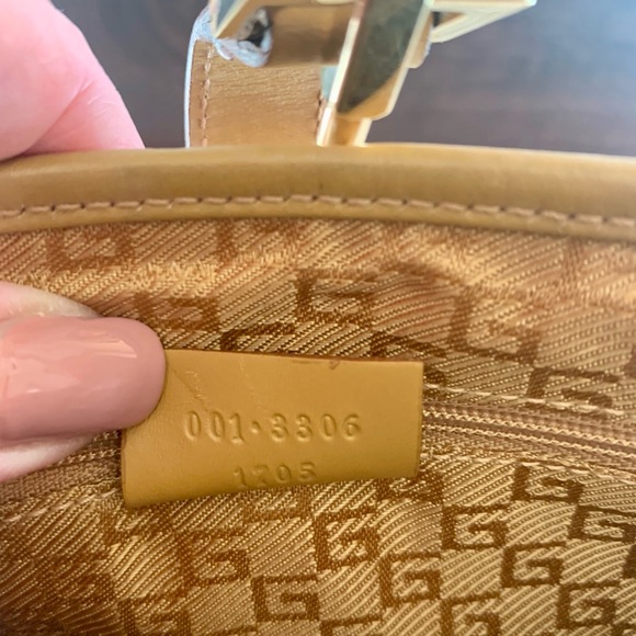 🎉2X HOST PICK‼️ Authentic 💥GUCCI💥 Lavender Suede & Tan Leather Shoulder Bag✨✨✨ - Picture 9 of 11